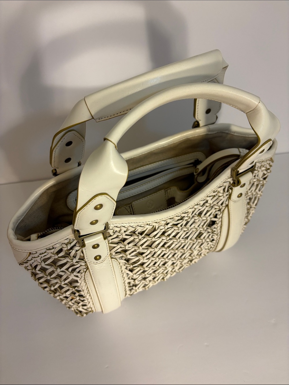 Cole Haan - *Read* Sierra Open Weave SP06 - Rare White Leather Cream Woven Tote - Picture 2 of 16